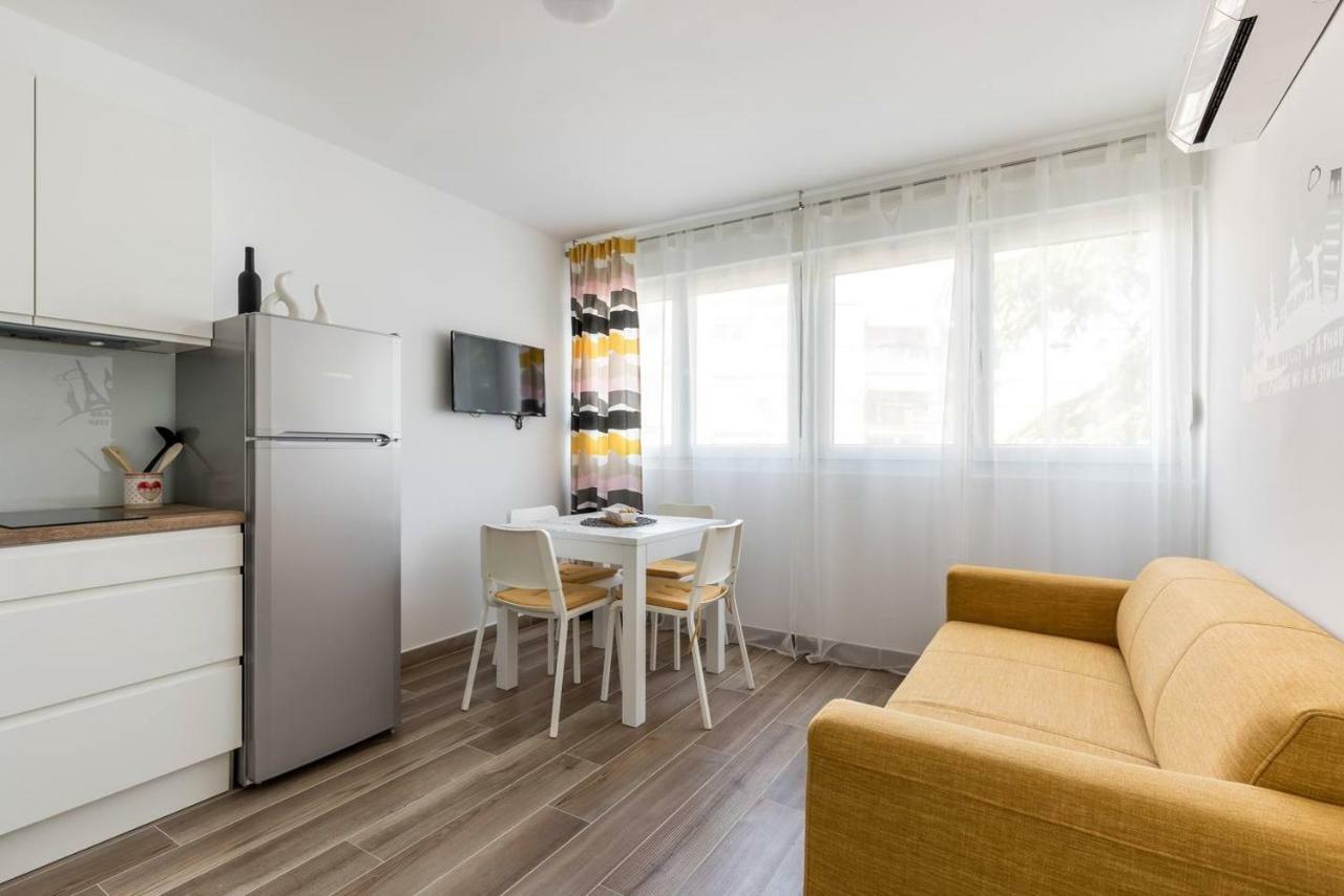 Apartments Cezar Split Kültér fotó